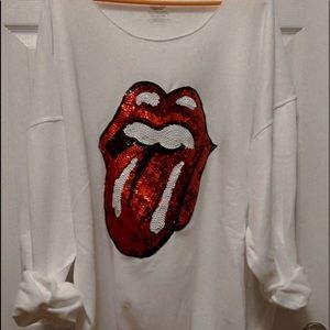 Oversized white or black sweatshirt with sequin decal